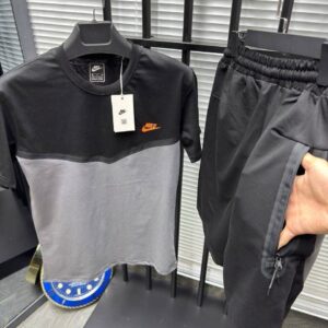 Completo Sportivo T-Shirt e Short in Cotone